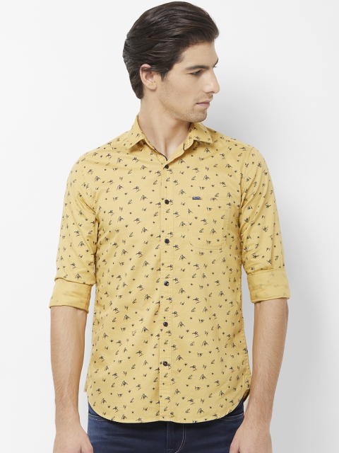 

Killer Men Yellow & Black Regular Fit Printed Casual Shirt