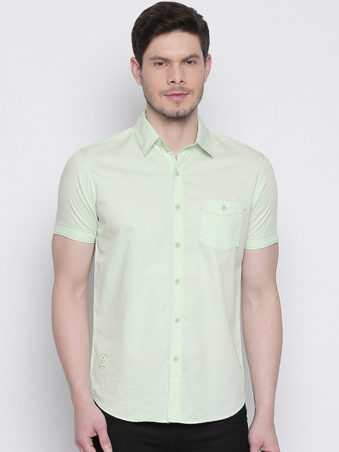 

Mufti Men Lime Green Solid Original Slim Fit Casual Shirt