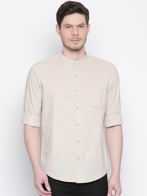 

Mufti Men Beige Original Slim Fit Solid Casual Shirt