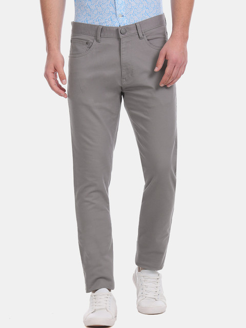 

U.S. Polo Assn. Men Grey Slim Fit Solid Regular Trousers