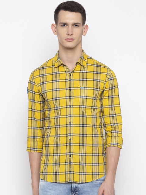 

SPYKAR Men Yellow Slim Fit Checked Casual Shirt