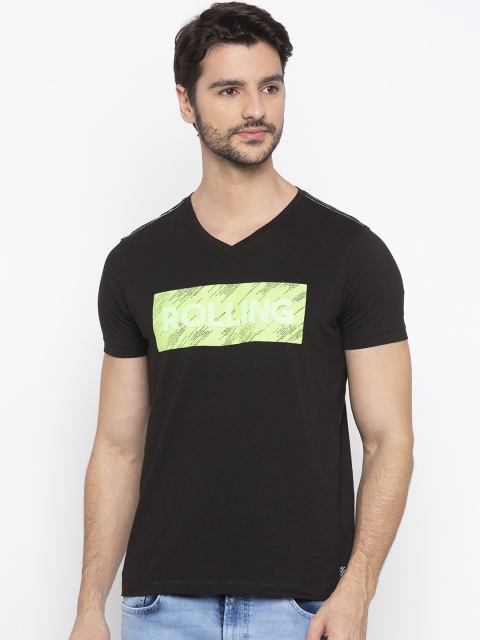 

SPYKAR Men Black Printed V-Neck T-shirt