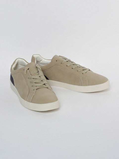 

Forca by Lifestyle Men Beige Sneakers