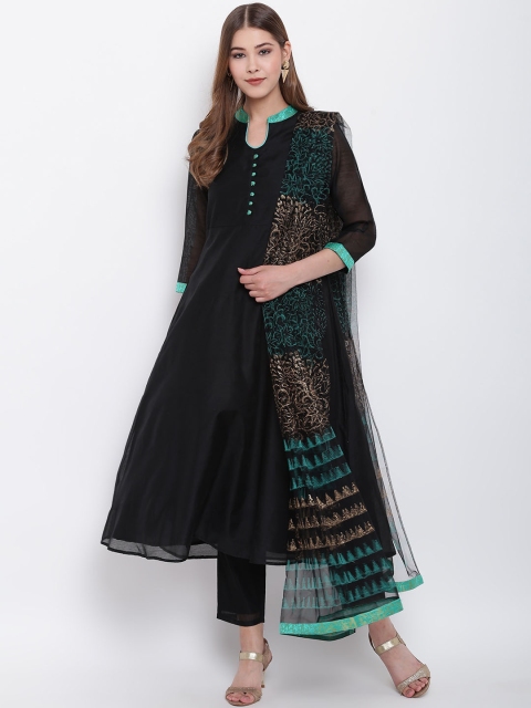 

Shakumbhari Women Black & Green Self Design Kurta with Trousers & Dupatta