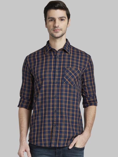 

Parx Men Navy Blue & Brown Slim Fit Checked Casual Shirt