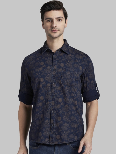 

Parx Men Navy Blue & Brown Slim Fit Printed Casual Shirt