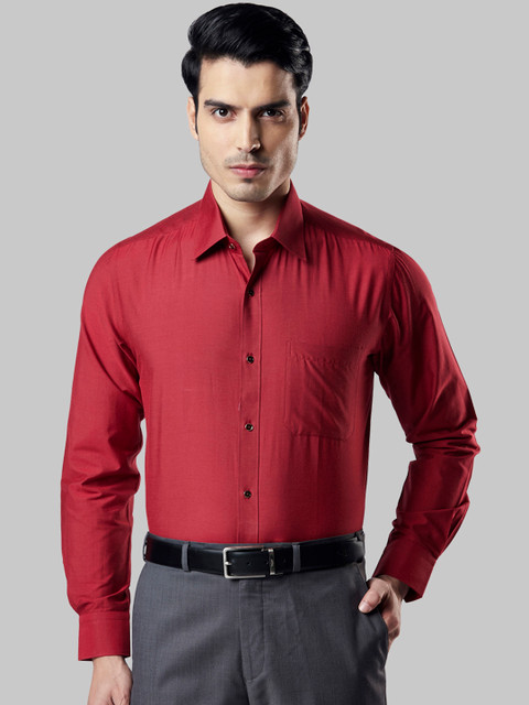

Raymond Men Red Regular Fit Solid Formal Shirt