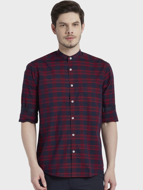 

ColorPlus Men Red & Navy Blue Tailored Fit Checked Casual Shirt