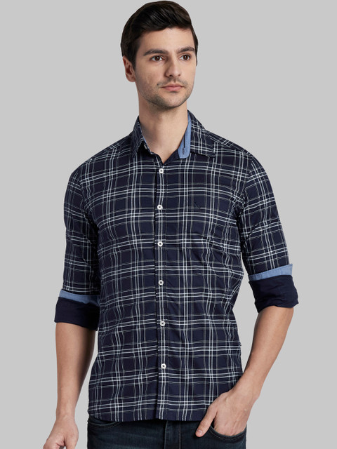 

Parx Men Navy Blue & White Slim Fit Checked Casual Shirt