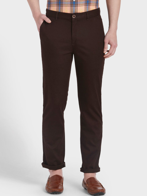 

ColorPlus Men Brown Tapered Fit Solid Chinos