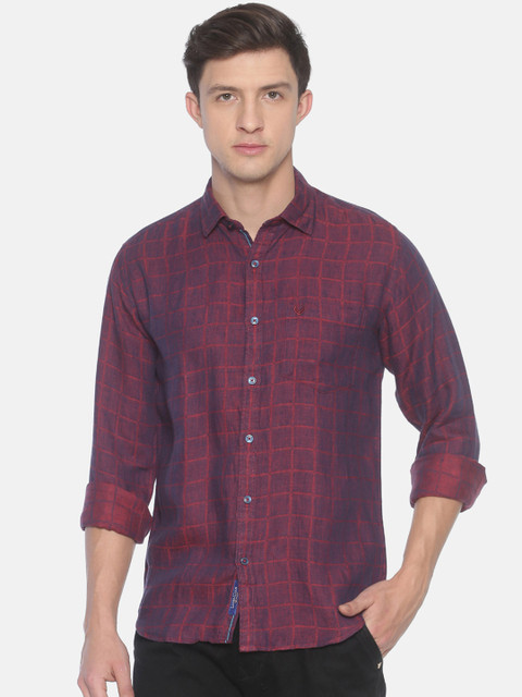 

Linen Club Men Red Regular Fit Checked Casual Linen Shirt