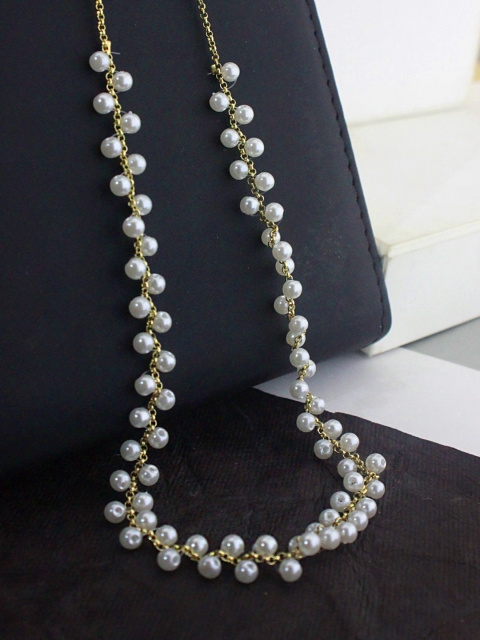 

Sia Art Jewellery Women Gold-Plated & Off-White Beaded Party Wear Necklace