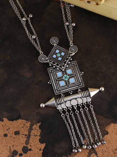 

Studio voylla Silver-Plated & Turquoise Blue Oxidised Necklace