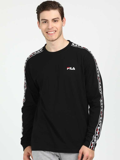 

FILA Men Black Solid Round Neck T-shirt