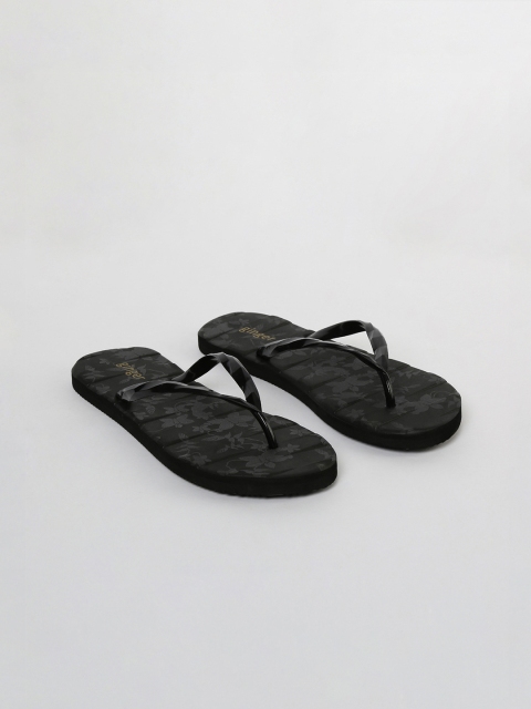 

Ginger by Lifestyle Women Black Floral Print Thong Flip-Flops