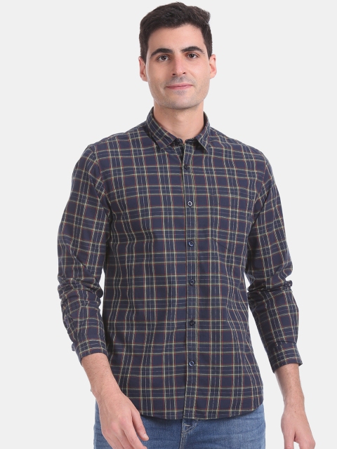 

Ruggers Men Blue & Green Regular Fit Checked Casual Shirt