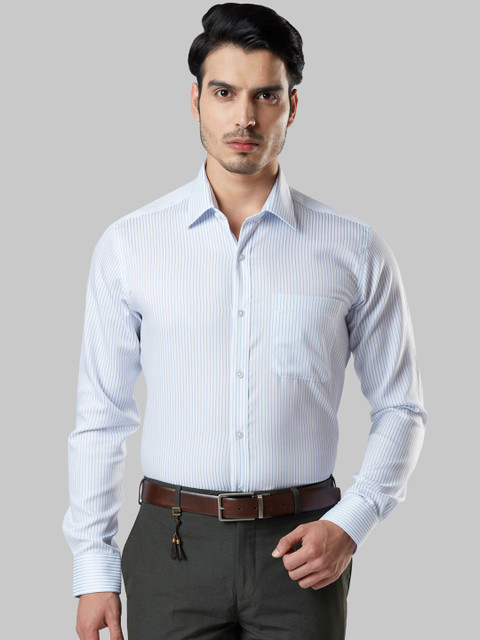 

Raymond Men White & Blue Regular Fit Striped Formal Shirt