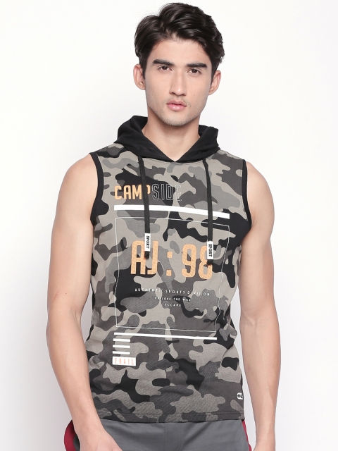 

Ajile by Pantaloons Men Black Printed Hood Pure Cotton T-shirt