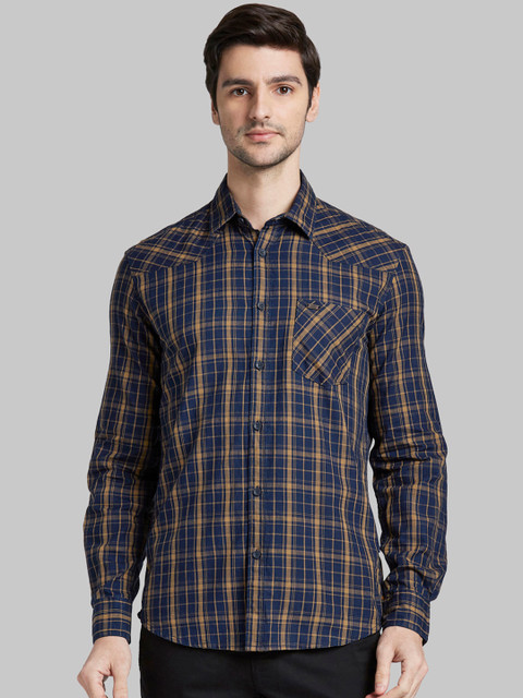 

Parx Men Navy Blue & Brown Slim Fit Checked Casual Shirt