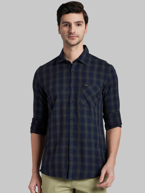 

Parx Men Navy Blue & Green Slim Fit Checked Casual Shirt