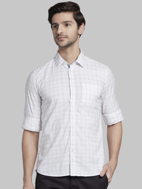 

Parx Men White Regular Fit Checked Casual Shirt