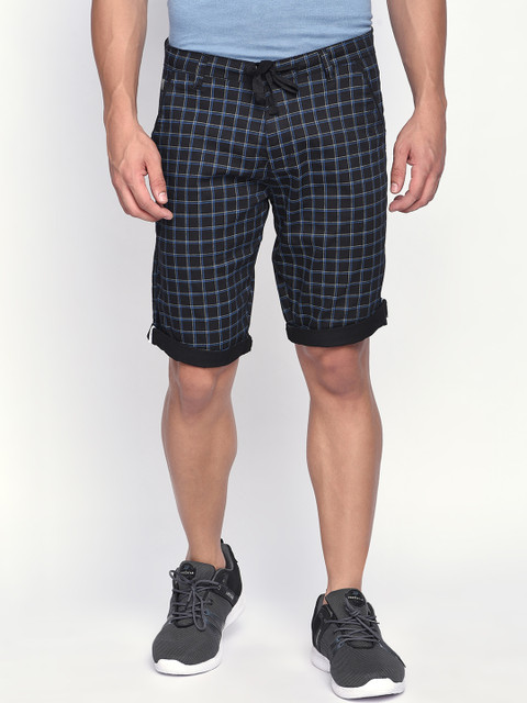 

beevee Men Black Checked Regular Fit Regular Shorts