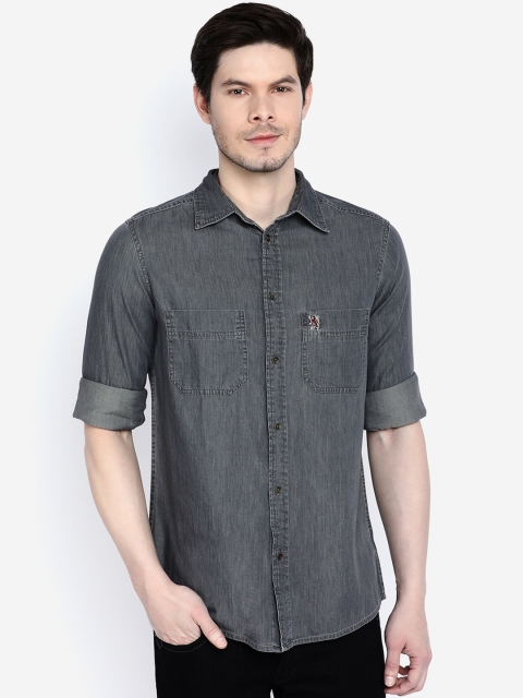 

GIORDANO Men Grey Smart Slim Fit Solid Denim Casual Shirt
