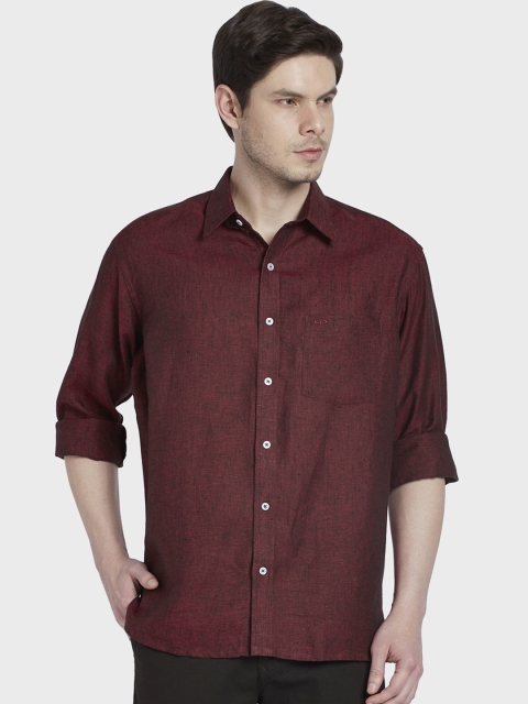 

ColorPlus Men Maroon Regular Fit Self Design Linen Casual Shirt