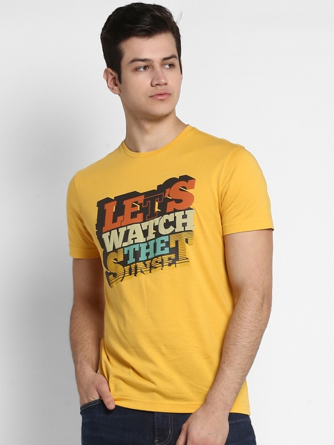 

Red Tape Men Yellow Printed Round Neck T-shirt