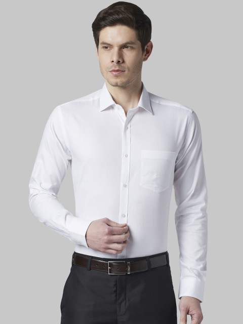 

Park Avenue Men White Slim Fit Checked Formal Shirt