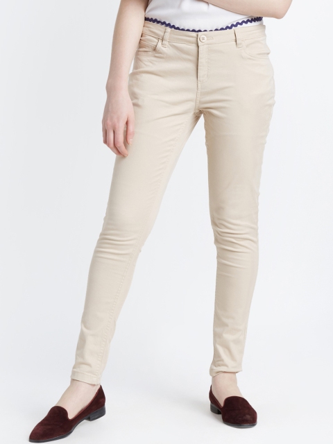 

Honey by Pantaloons Women Beige Regular Fit Solid Regular Trousers