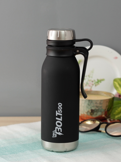 

Treo Unisex Black & Silver-Toned Bolt With Hook Thermosteel Hot & Cold Bottle 500 ml