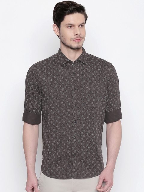 

Basics Men Brown Slim Fit Printed Casual Shirt