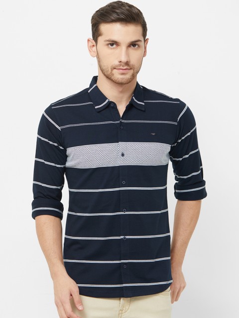 

NEXGEN CLUB Men Navy Blue & White Regular Fit Striped Casual Shirt