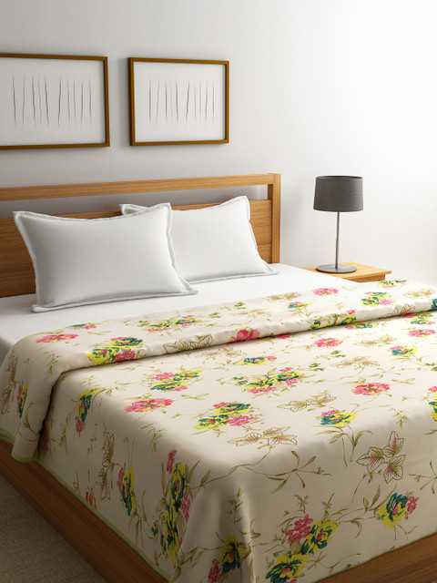 

Cortina Beige & Green Floral AC Room 210 GSM Double Bed Dohar