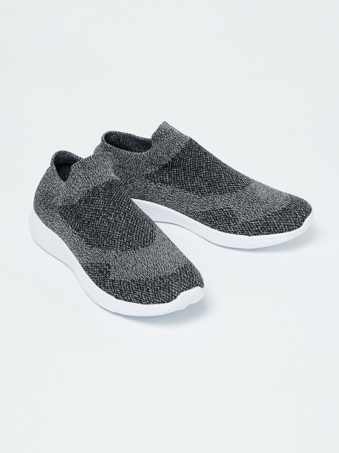 

Forca by Lifestyle Men Grey Slip-On Sneakers