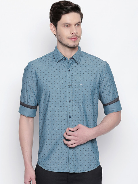 

Basics Men Green Slim Fit Printed Casual Shirt