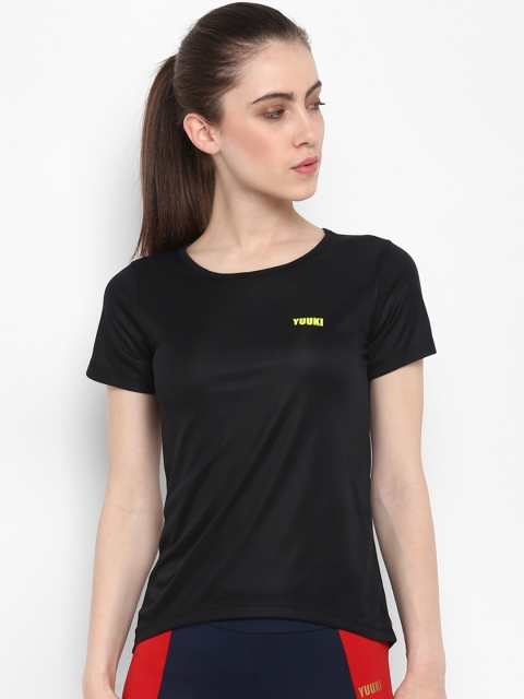 

Yuuki Women Black Solid Round Neck T-shirt