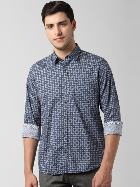 

Peter England Casuals Men Blue & White Slim Fit Printed Casual Shirt