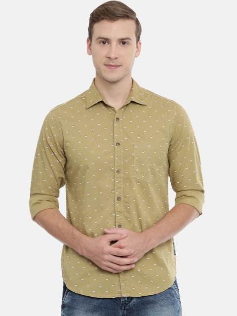 

IMYOUNG Men Khaki & White Slim Fit Printed Casual Shirt