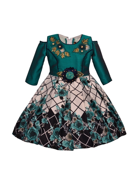 

Wish Karo Girls Green Printed Fit and Flare Dress
