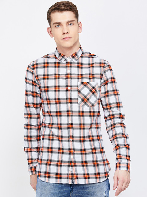 

UCLA Men White & Orange Slim Fit Checked Casual Shirt