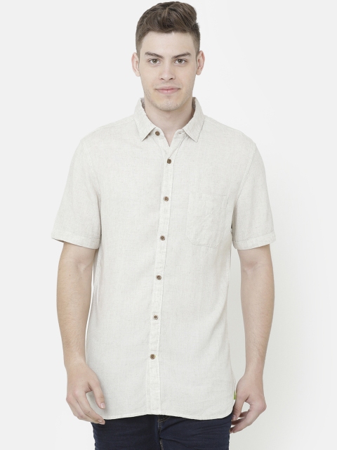 

AweTRend Men Off-White Slim Fit Solid Casual Shirt