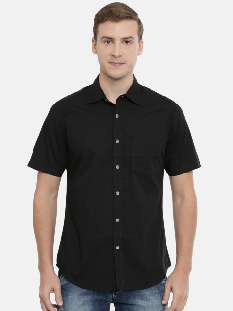 

IMYOUNG Men Black Slim Fit Solid Casual Shirt