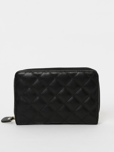 

Ginger by Lifestyle Women Black Textured Zip Around Wallet