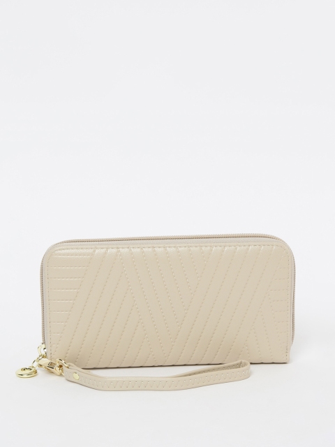 

Ginger by Lifestyle Women Beige Textured Zip Around Wallet