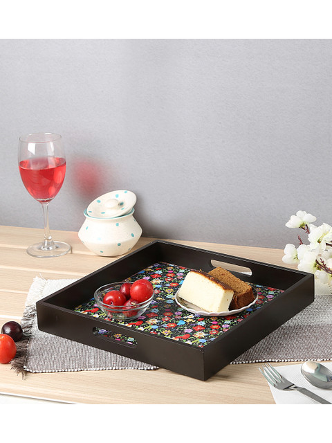 

Crayton Black Printed Trays
