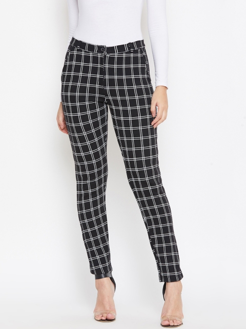 

Austin wood Women Black & White Relaxed Slim Fit Checked Regular Trousers