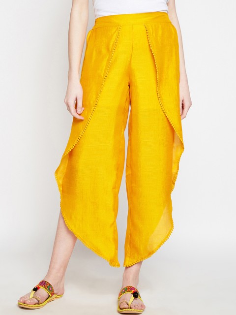 

Be Indi Women Yellow Regular Fit Solid Jodhpuris