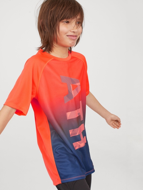 

H&M Boys Coral Red & Blue Printed Sports T-Shirt